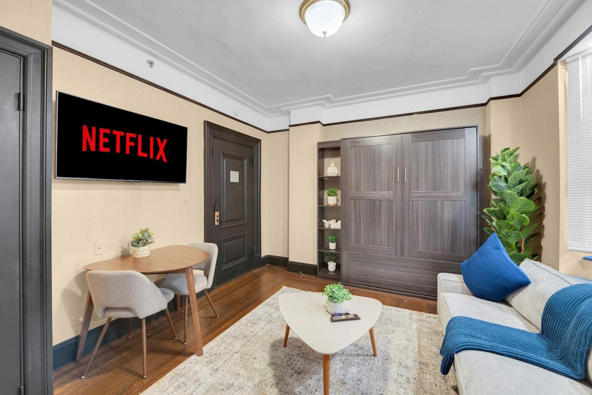 Stunning In The Heart Of Gym Appartement New York